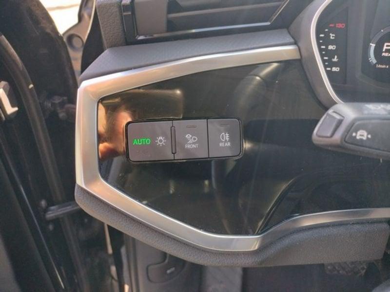 Audi Q3 2.0 35 TDI S Tronic Business Advanced