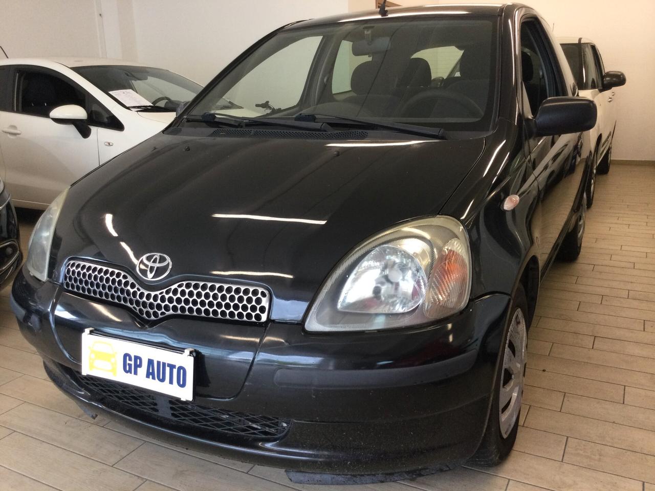 Toyota Yaris 1.0i 16V cat 3 porte '03
