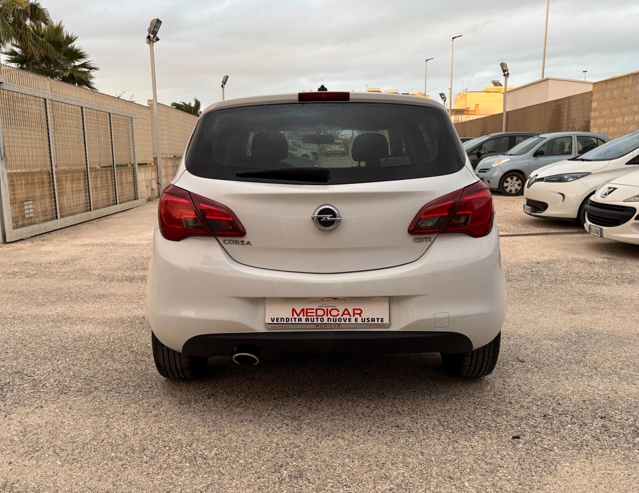 Opel Corsa 1.3 CDTI 5 porte b-Color 75CV