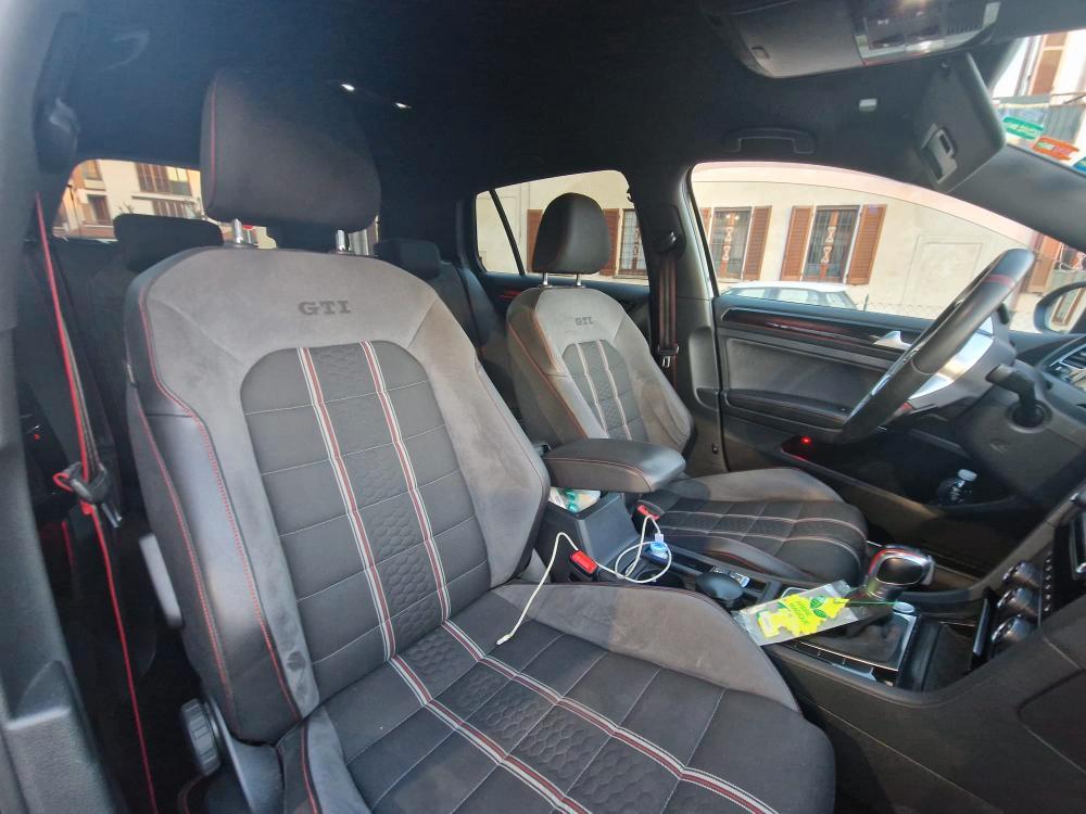 VOLKSWAGEN GOLF 7 GTI CLUB SPORT