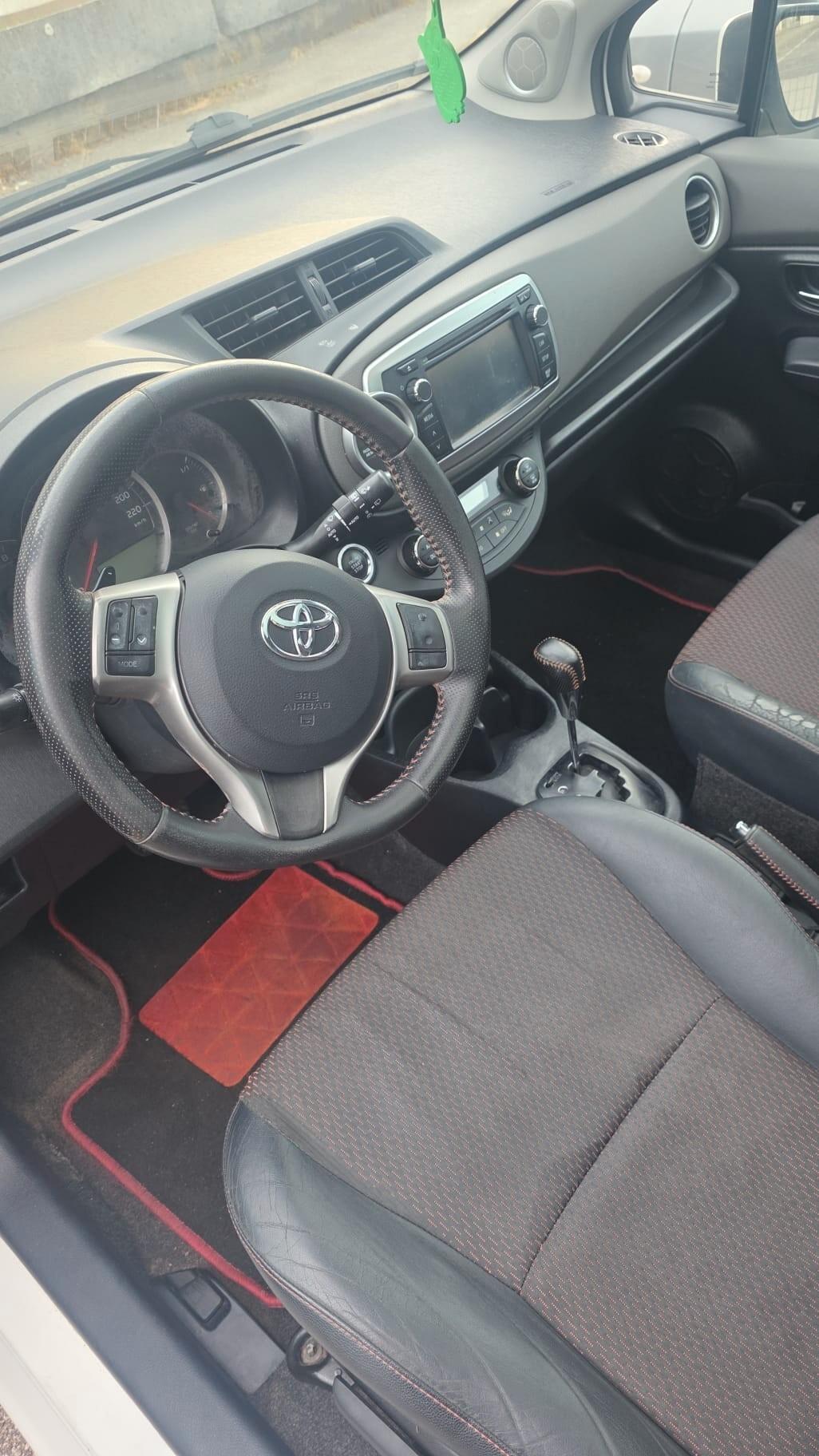 Toyota Yaris 1.3 5 porte Active CVT Stop & Start