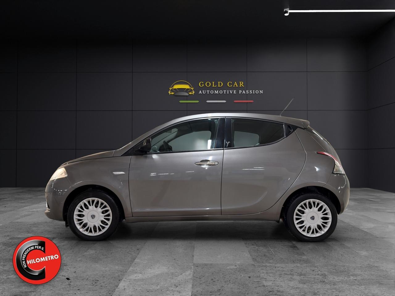 Lancia Ypsilon 1.2 69 CV 5 porte Platinum