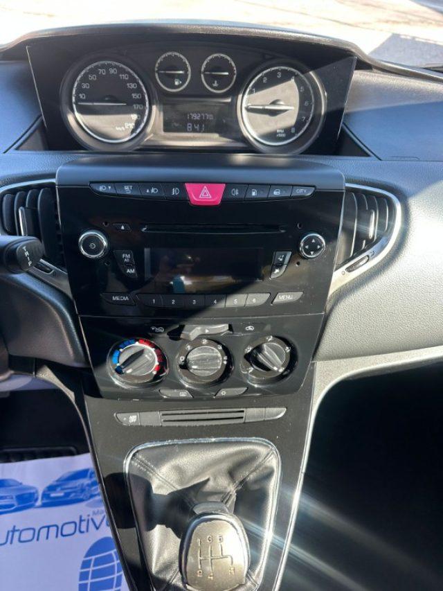 LANCIA Ypsilon 0.9 TwinAir 85 CV 5 porte Metano Ecochic Gold