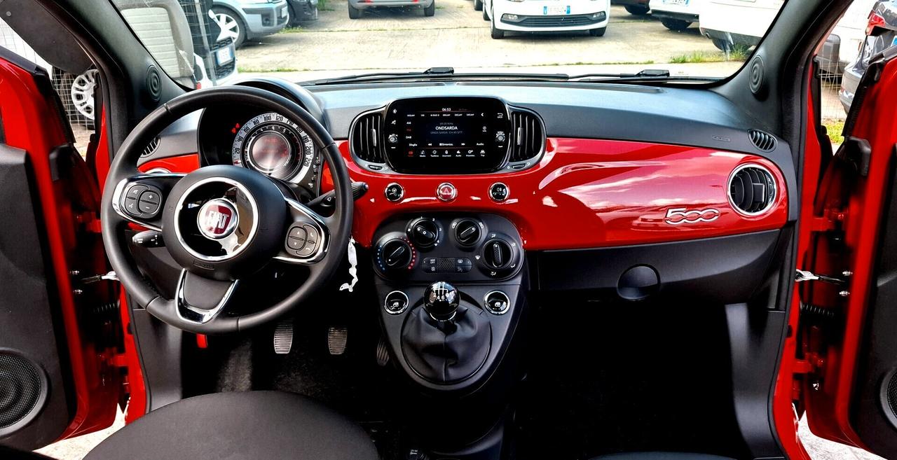 FIAT 500 1.0 Hybrid Red 15000km