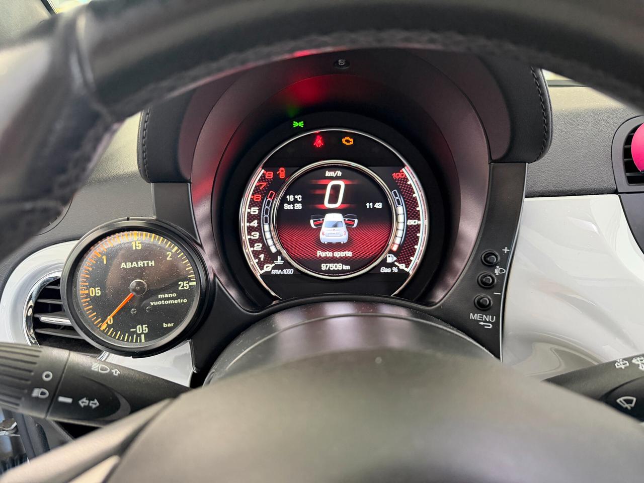 Abarth 500 1.4 Turbo T-Jet Custom