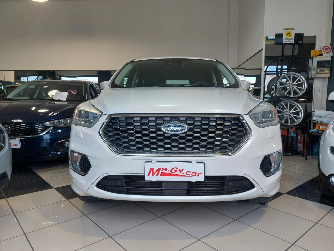 Ford Kuga 2.0 TDCI 180 cv AWD Powershift Vignale