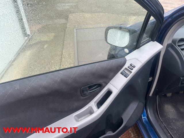 TOYOTA Yaris 1.0 5 porte Sol CLIMA!!!!!