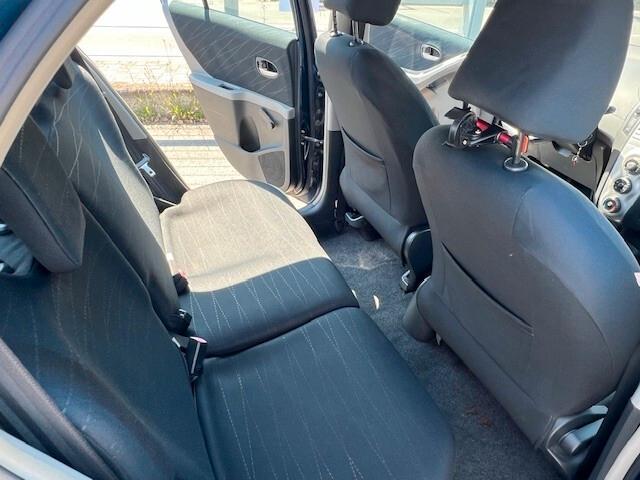 Toyota Yaris 1.3 5 porte Sol