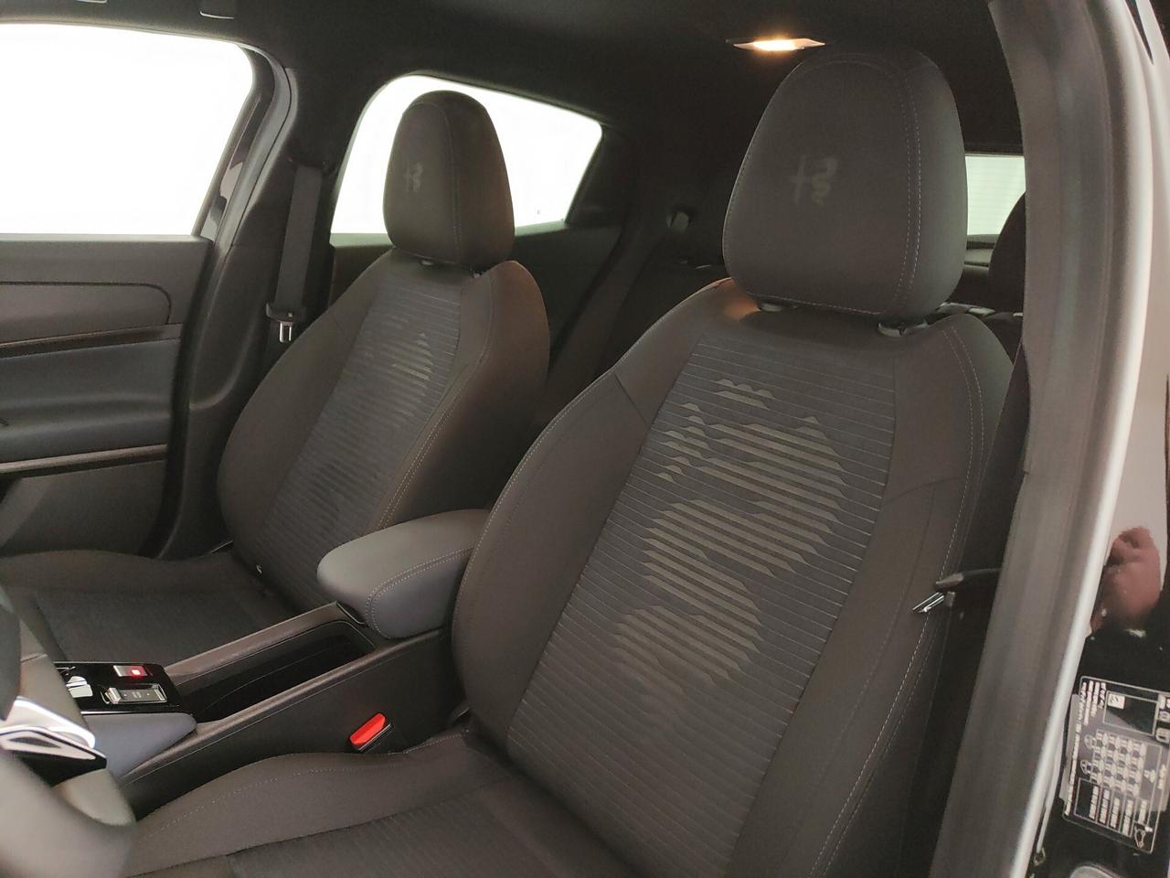 Alfa Romeo Junior 1.2 145 CV Hybrid eDCT6