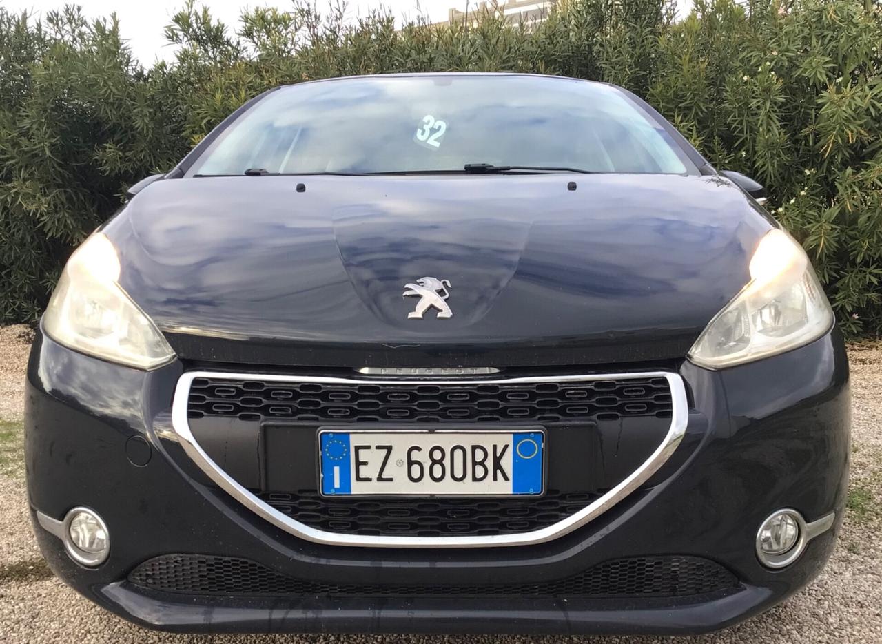 Peugeot 208 1.4 HDi 68 CV 5 porte Active