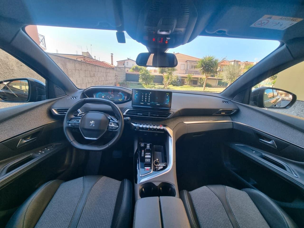 Peugeot 3008 BlueHDi 130 S&S EAT8 Active Pack