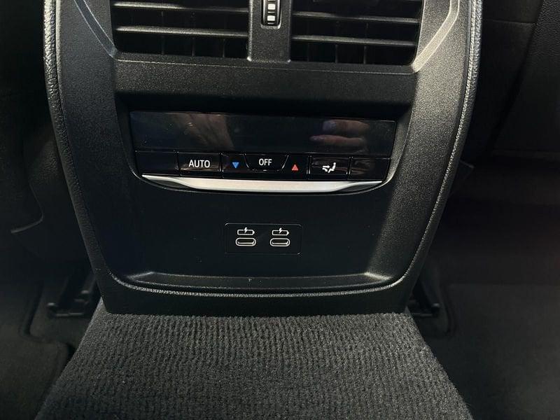 BMW Serie 3 320d Touring mhev 48V MSport auto