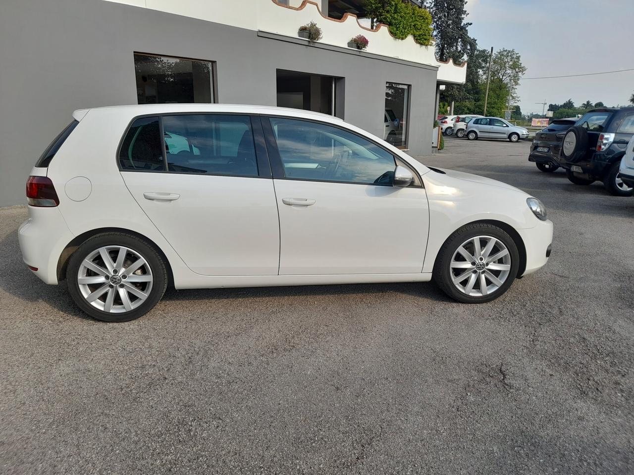 Volkswagen Golf 1.6 TDI DPF 5p. Highline