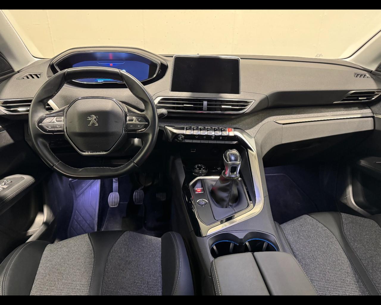 PEUGEOT 3008 1.2 PURETECH ALLURE S&S 130CV