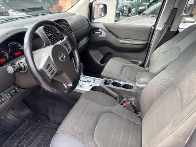 Nissan Navara 2.5 dCi 190CV 4 porte Double Cab LE Automatik