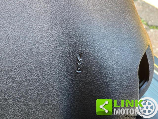 MERCEDES-BENZ C 200 Coupé Premium Plus AMG 9G-TRONIC