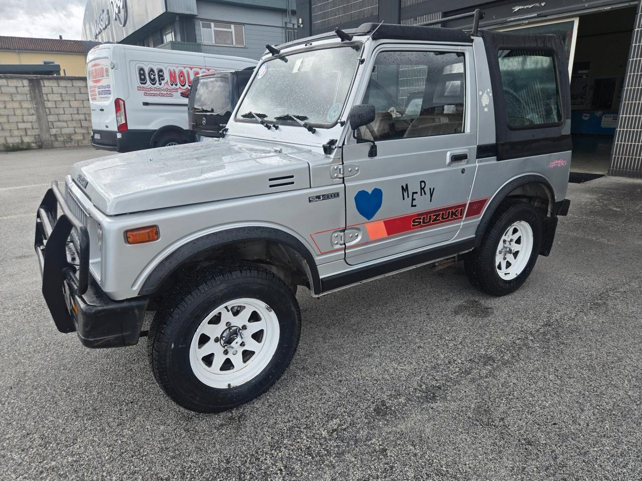Suzuki SJ 410 SJ410 Berlina De Luxe