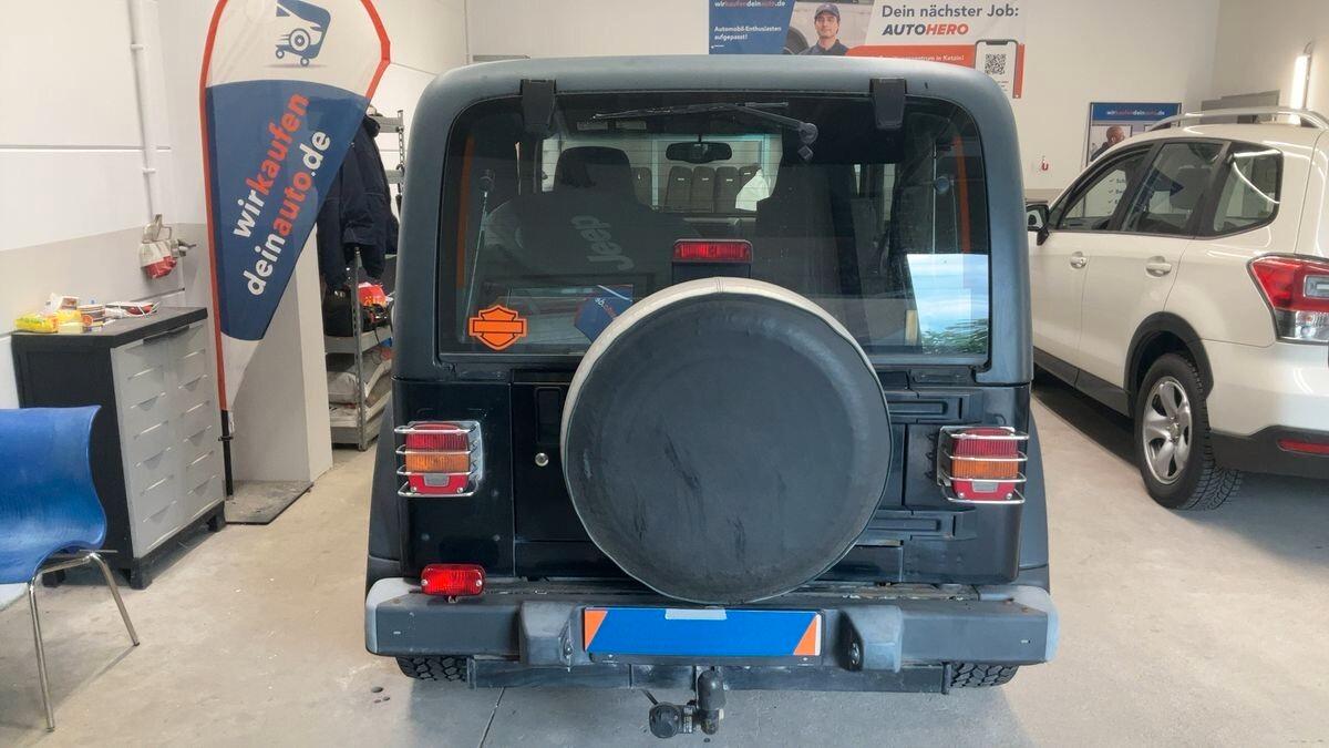 Jeep Wrangler 4.0 cat Sport GPL