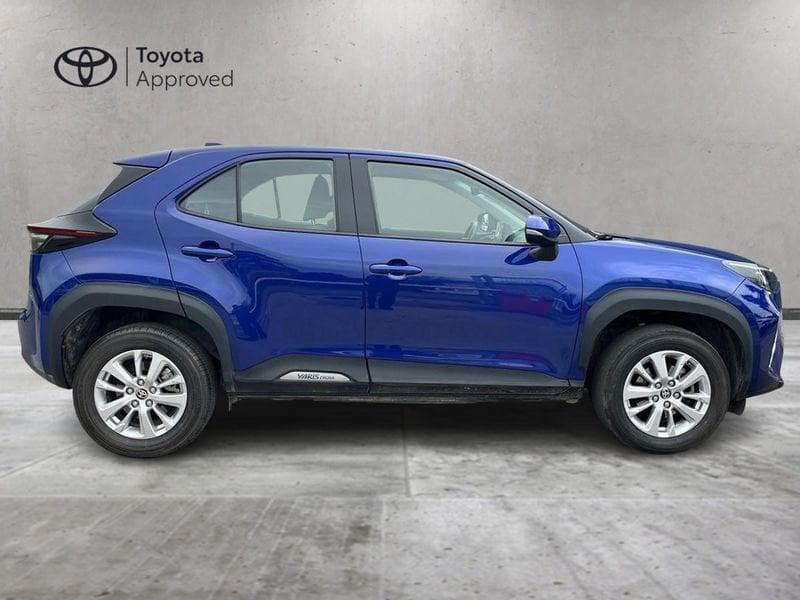 Toyota Yaris Cross Yaris Cross 1.5h Active fwd 116cv e-cvt IVA ESPOSTA