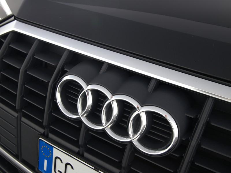 Audi Q3 35 2.0 tdi business s-tronic