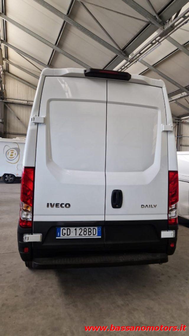 IVECO Daily 33S12V 2.3 HPT PM-TM Furgone