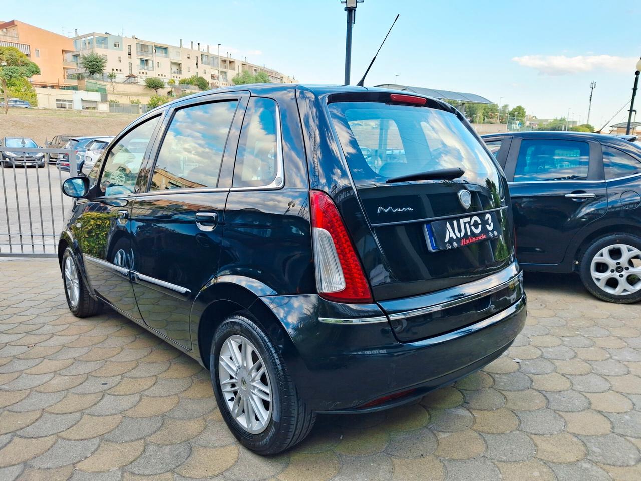 Lancia MUSA 1.3 Mjt 16V 95 CV S&S DPF Oro