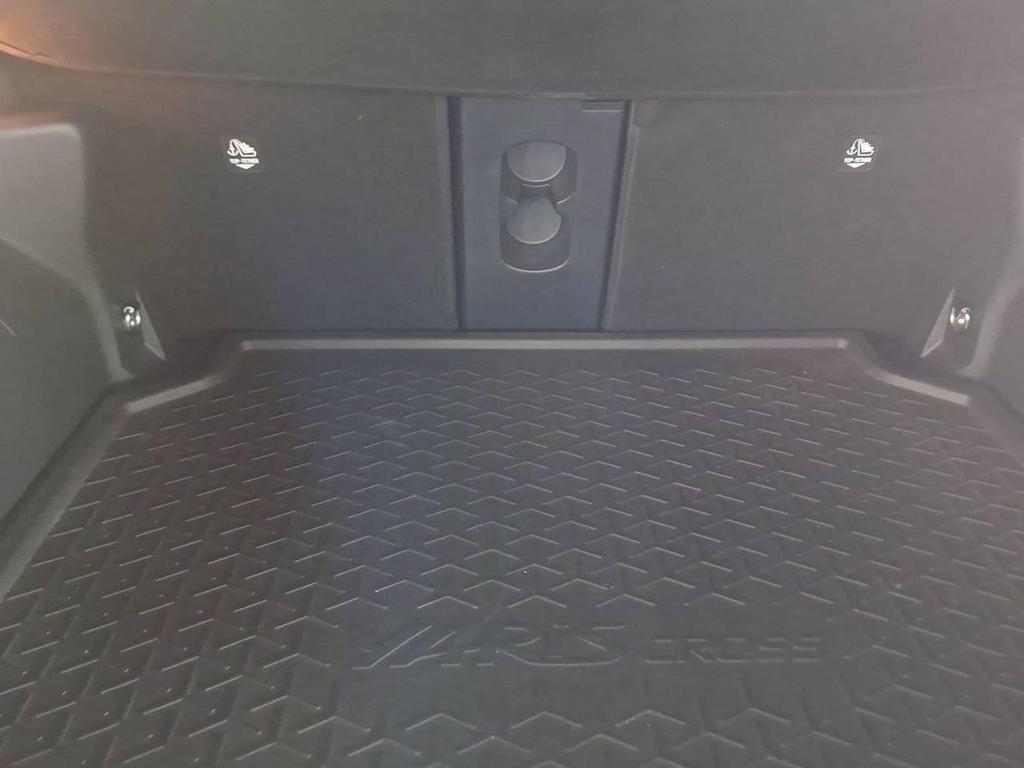 Toyota Yaris Cross 1.5 H Adventure FWD E-CVT