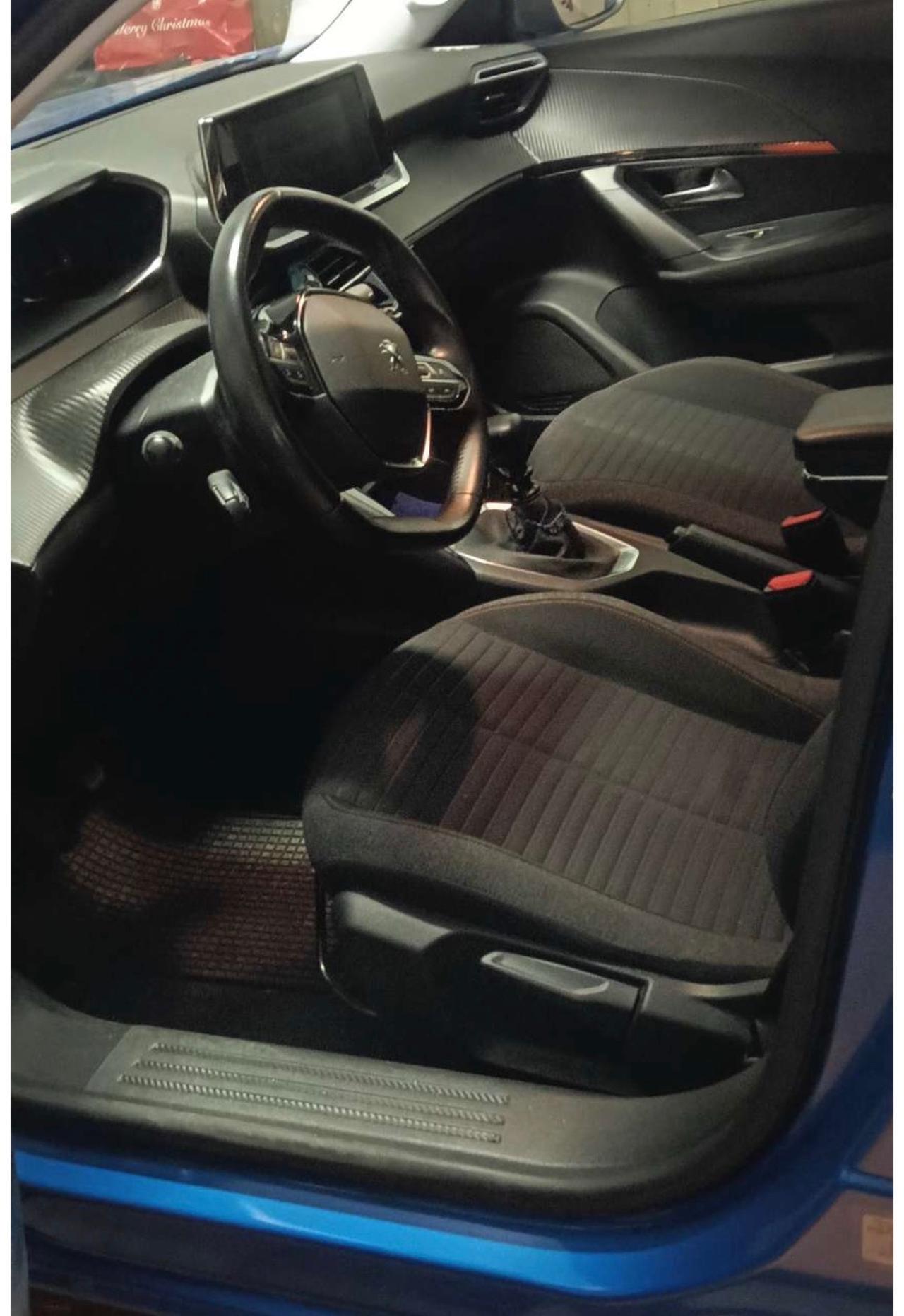 Peugeot 2008 BlueHDi 100 S&S Allure