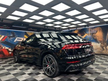 Audi Q8 55 TFSI quattro tiptronic