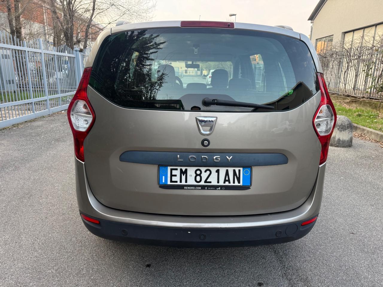 Dacia Lodgy 1.5 dCi 8V 110CV 5 posti Lauréate