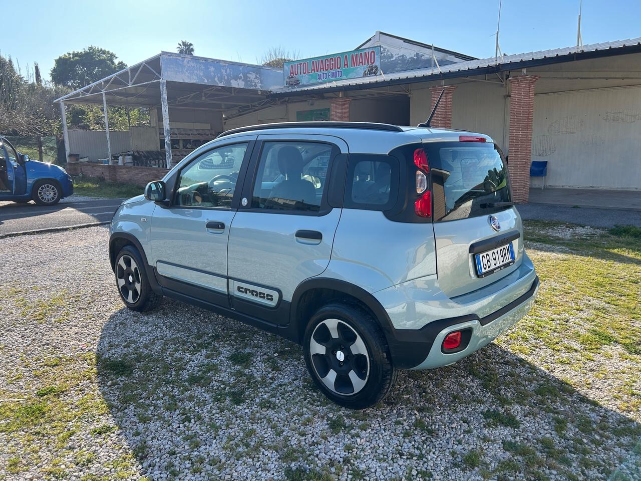 Fiat Panda 1.0 FireFly Cross S&S Hybrid Launch Edition
