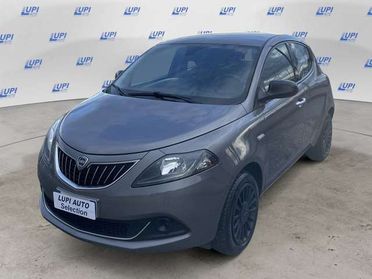 Lancia Ypsilon 1.0 firefly hybrid Silver s&s 70cv