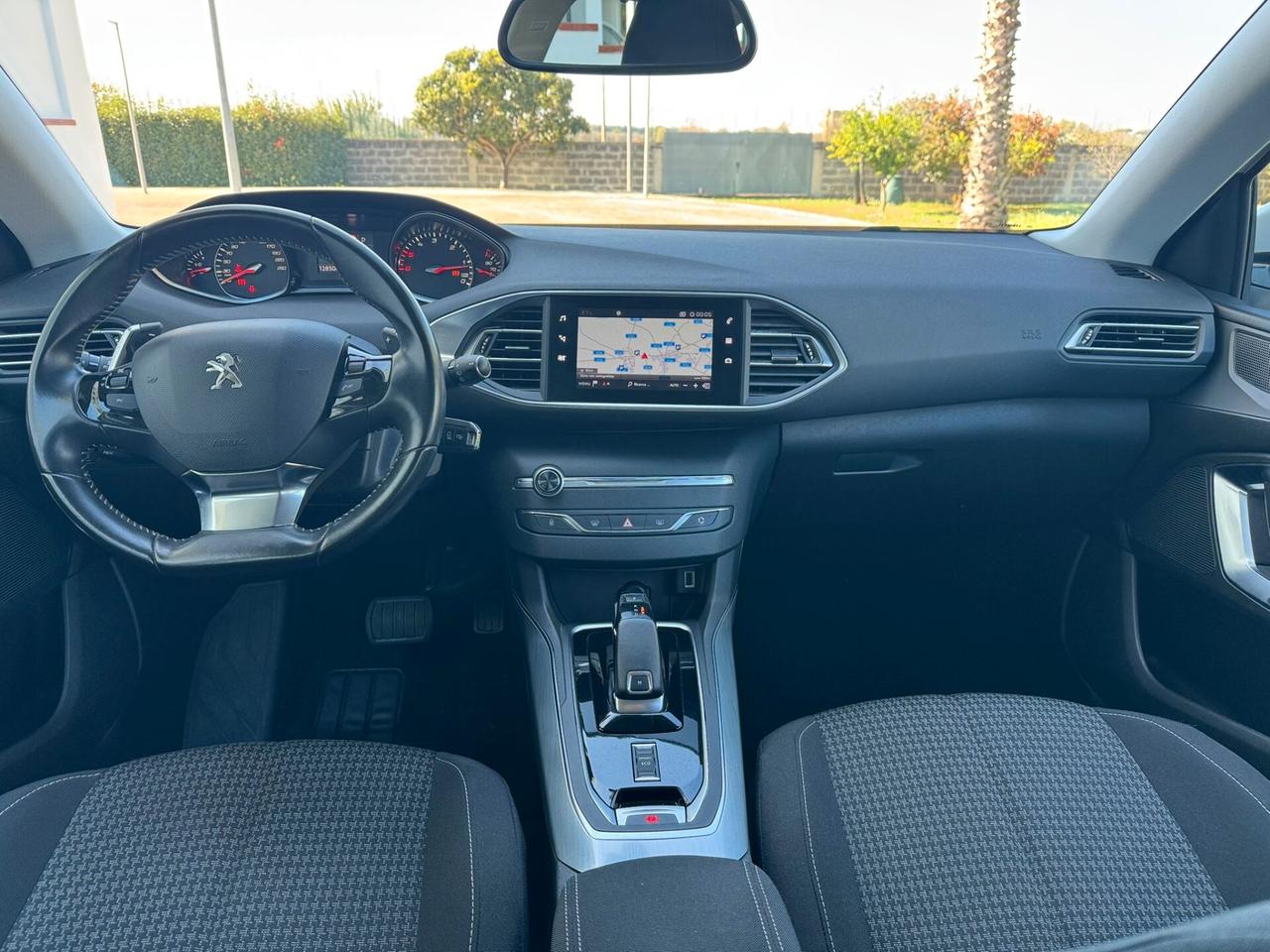 Peugeot 308 HDi AZIENDALE Cambio Automatico