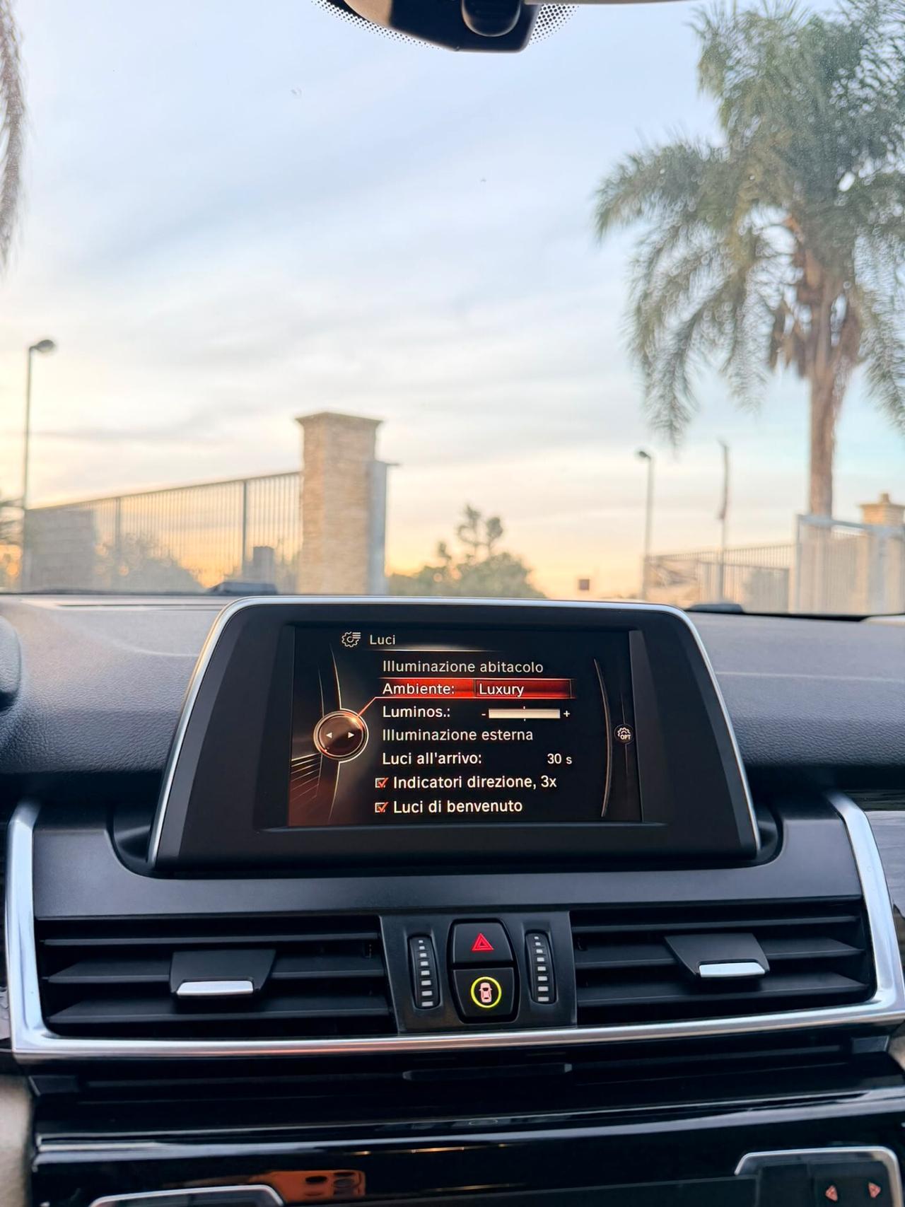 Bmw 216d Active Tourer Luxury Pelle/Led