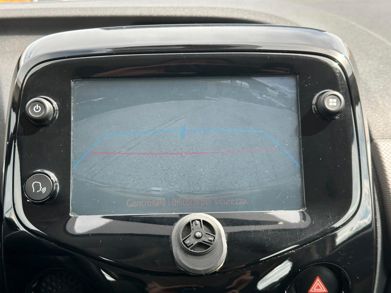 PEUGEOT 108 VTi 72 S&S 5 porte Allure