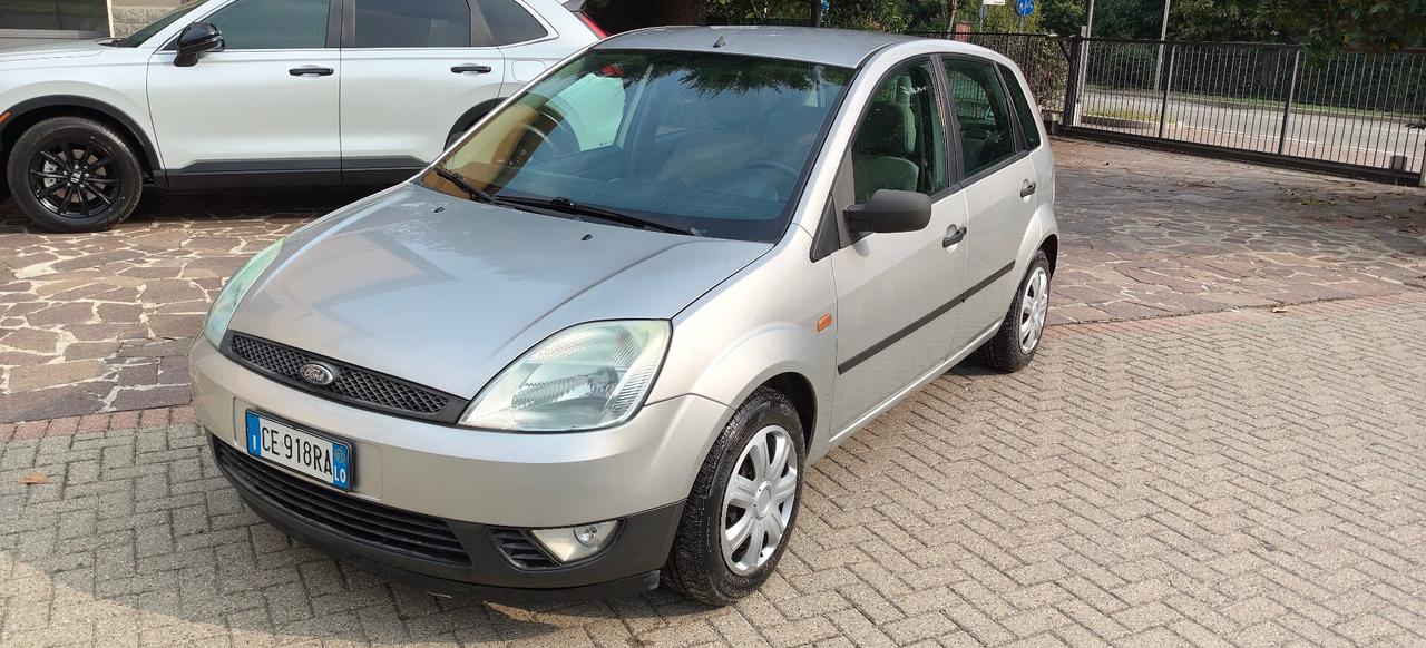 Ford Fiesta 1.2 16V 5p. Ambiente