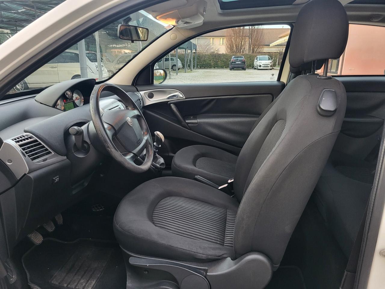 Lancia Ypsilon 1.4 Platino Ecochic GPL