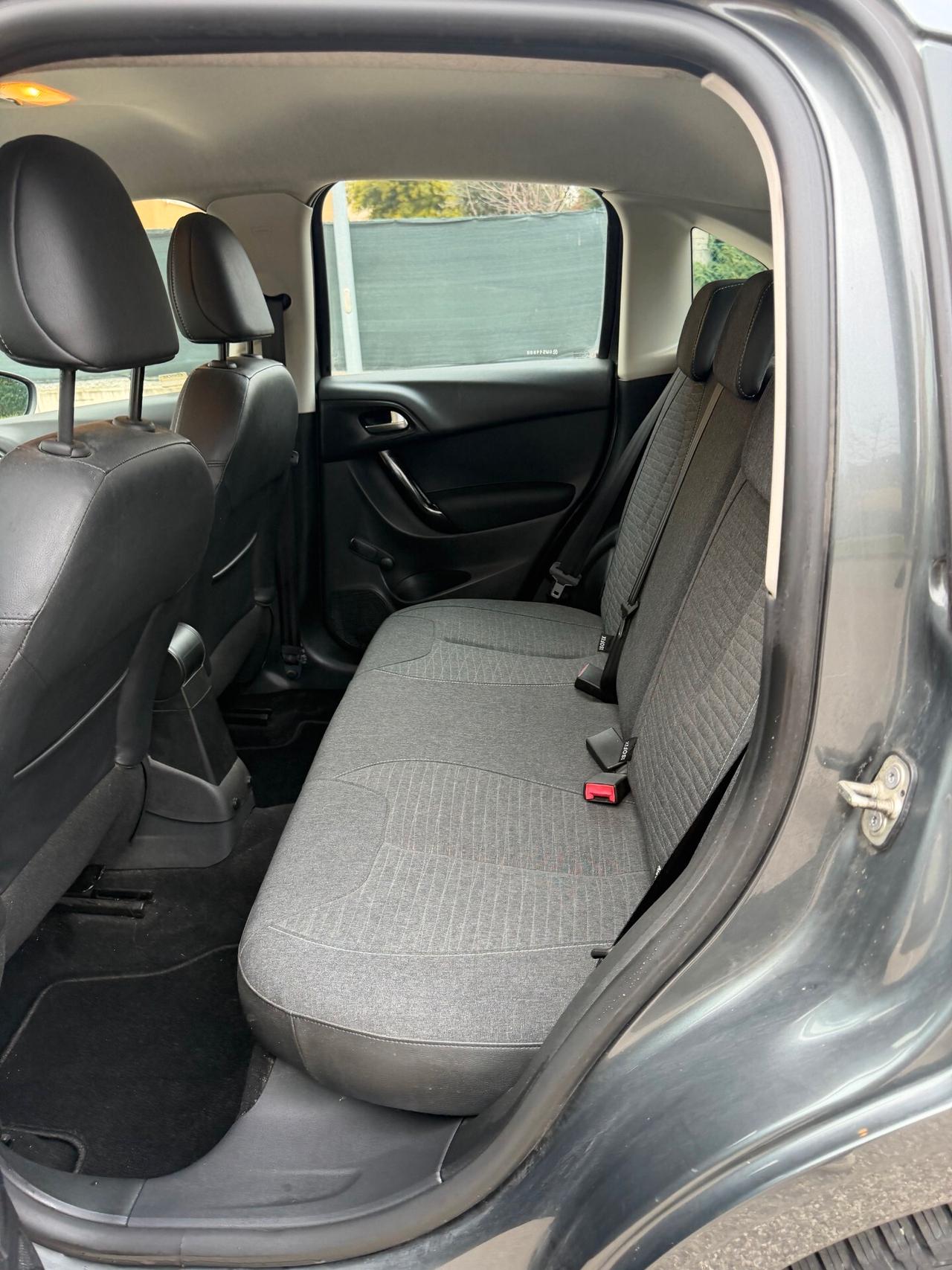 Citroen C3 1.2 - NEOPATENTATI - 12 MESI DI GARANZIA -