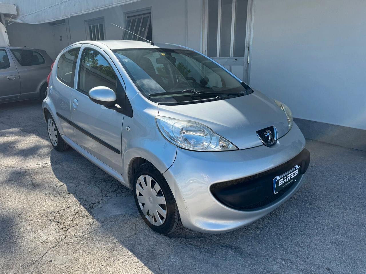 Peugeot 107 1.0 5 PORTE