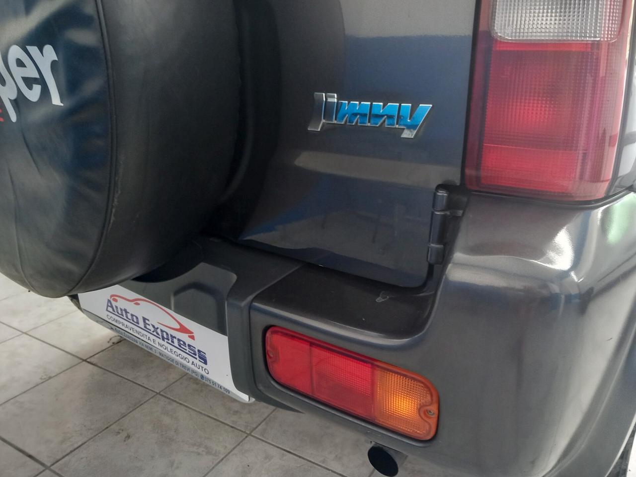 Suzuki Jimny anno 2010 1.5 DDiS cat 4WD Special km 112 mila