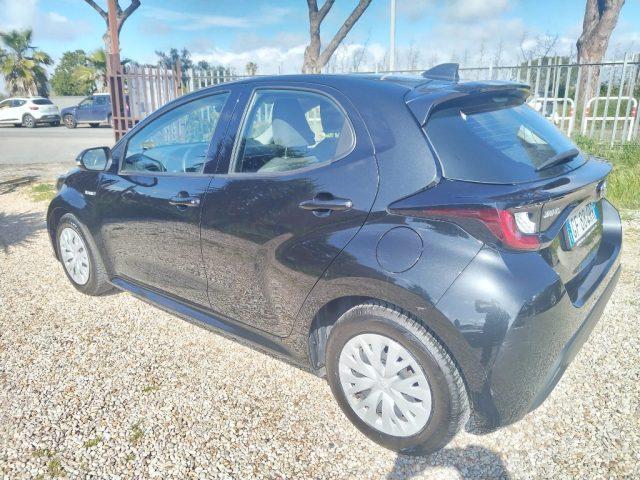 TOYOTA Yaris 1.5 Hybrid 5 porte Business