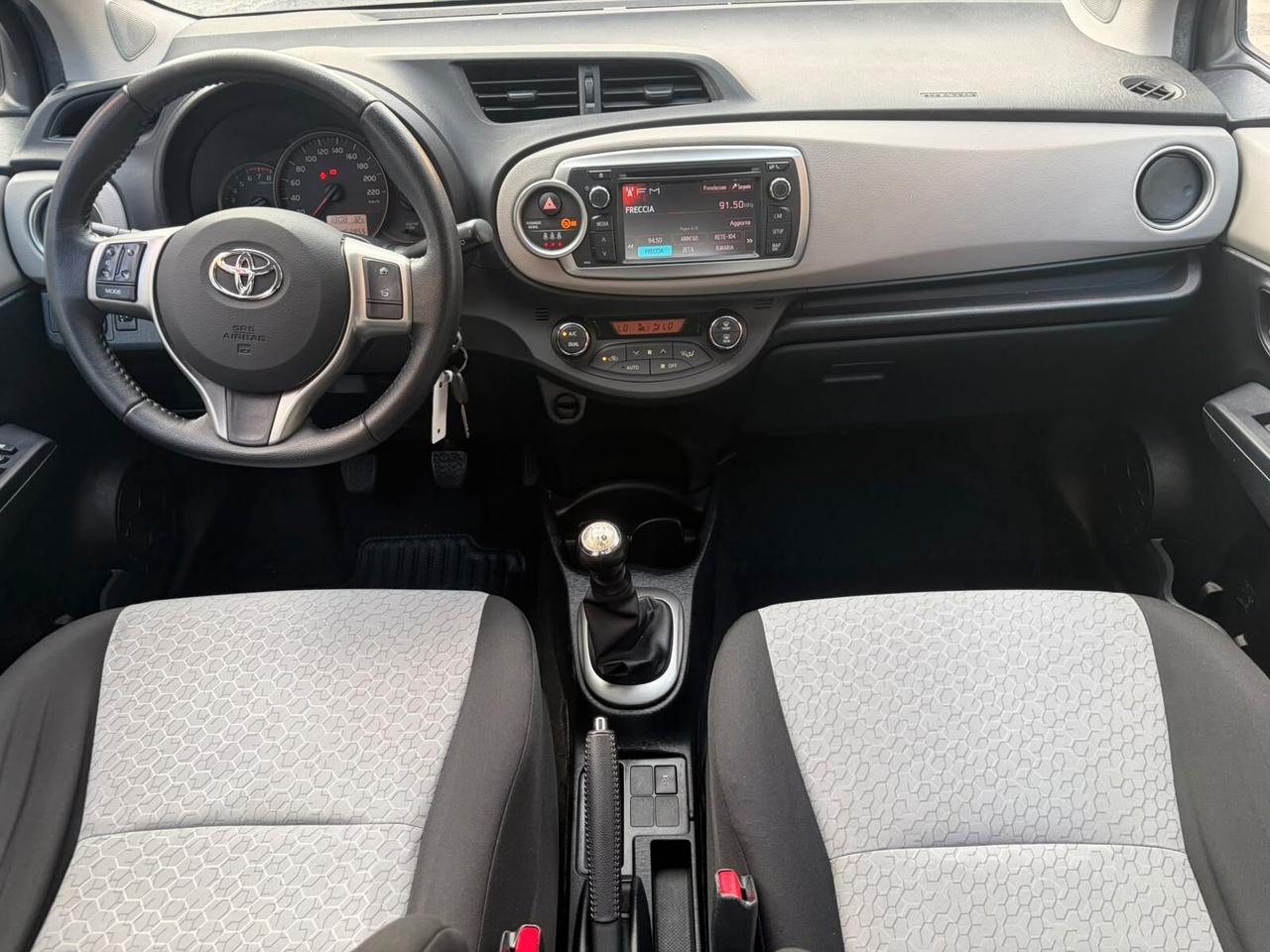 Toyota Yaris 1.0 5 porte Active