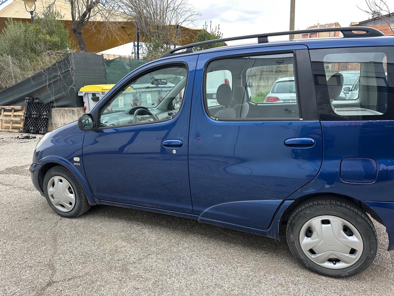 Toyota Yaris Verso 1.3i 16V cat Sol