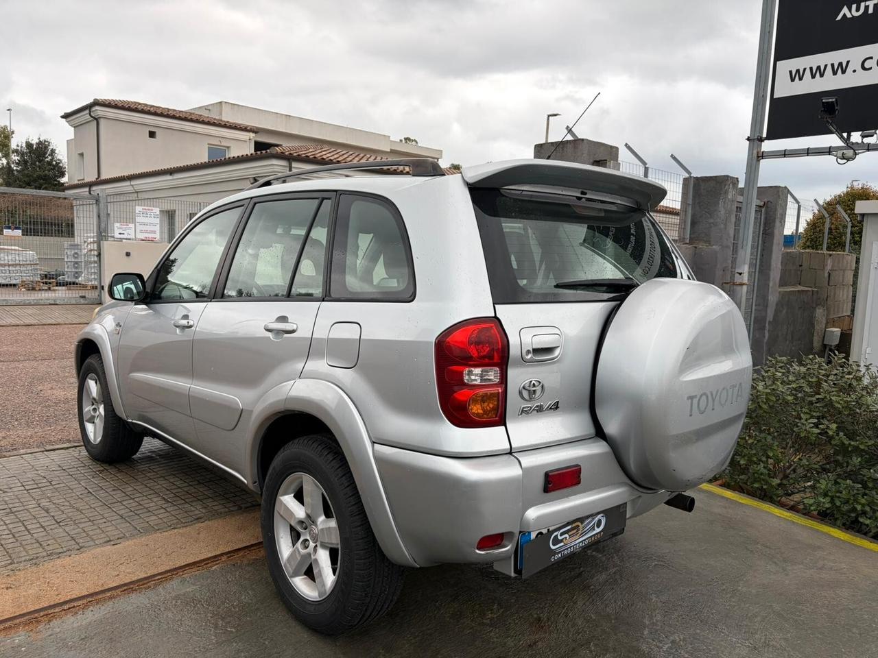 TOYOTA RAV 4 - 4X4