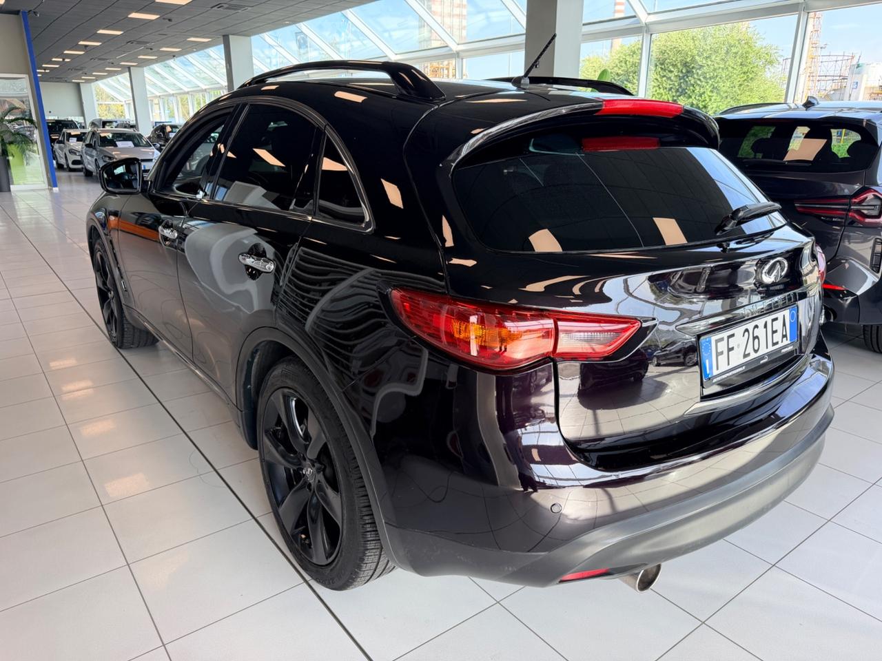 Infiniti QX70 3.0 diesel V6 AT S Premium