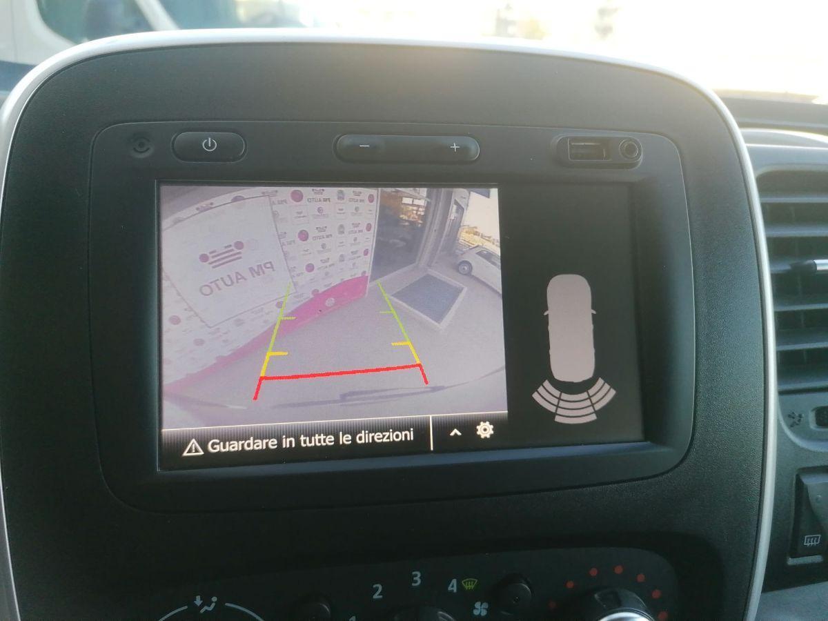 RENAULT Trafic Passenger 9 posti 2.0 dci 145cv EnergyZen