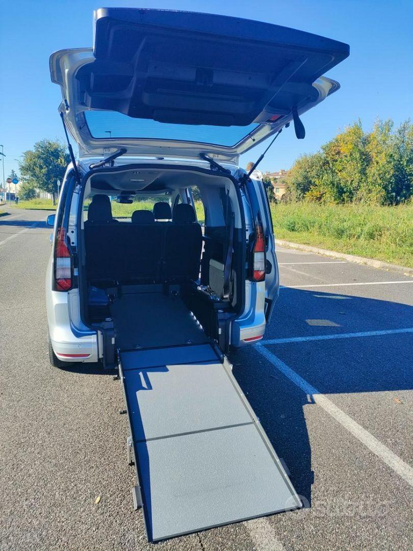 VOLKSWAGEN Caddy 2.0 TDI Space Maxi Focaccia Ped