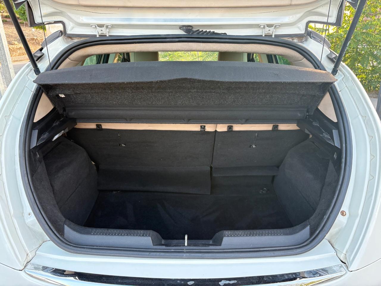Lancia Delta 1.6 MJT DPF Selectronic Oro (CAMBIO AUTOMATICO)