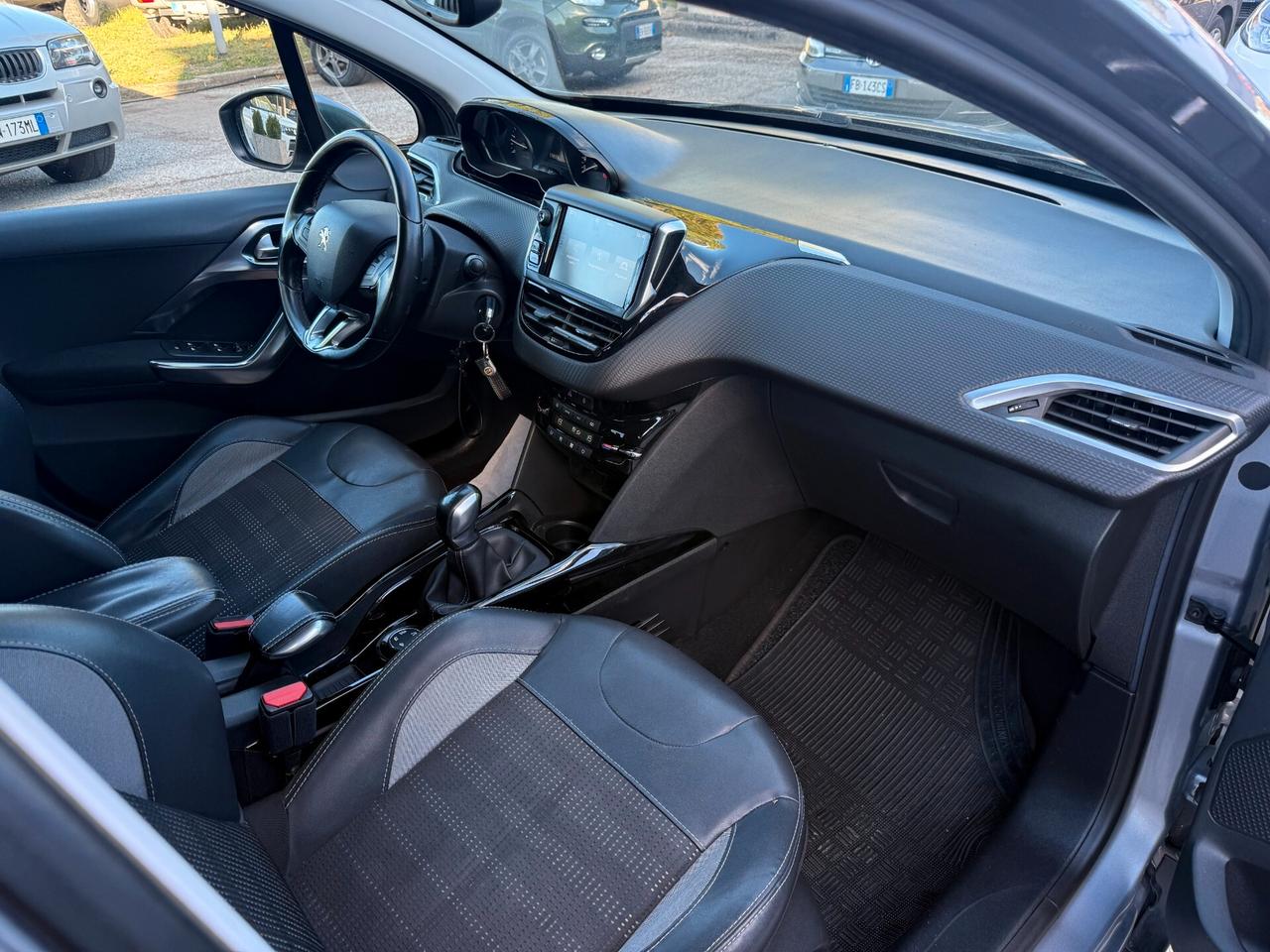 " IMMACOLATA " Peugeot 2008 BlueHDi 100 Allure - LEGGI BENE