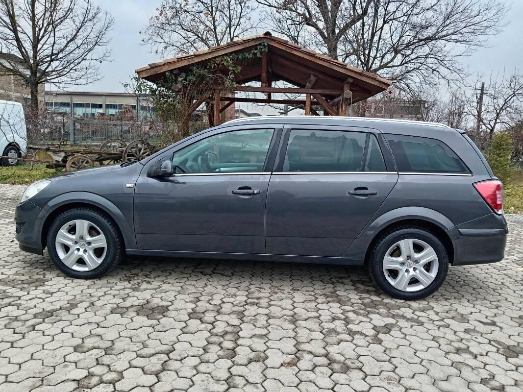 Opel Astra SW Astra SW 1.6 Enjoy Gpl-tech 115cv